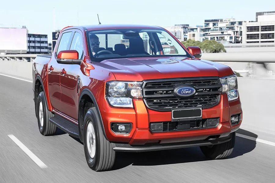 Ford XLS 4x2Turbo Diesel 2.0 i4 TDCi