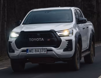TOYOTA HILUX CONQUEST